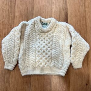 NWOT Carraig Donn Irish Sweater